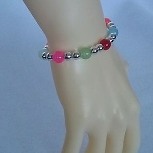 Multi colored beaded stretch bracelet